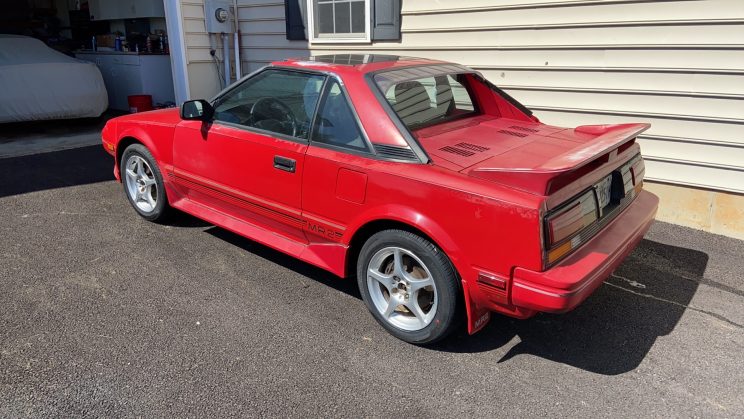 1987 Toyota MR2 side view red