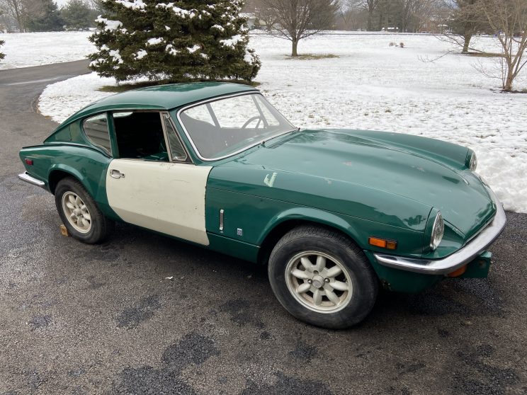 1972 Triumph GT6 MK3 for restoration, green with silver minilite wheels, side view