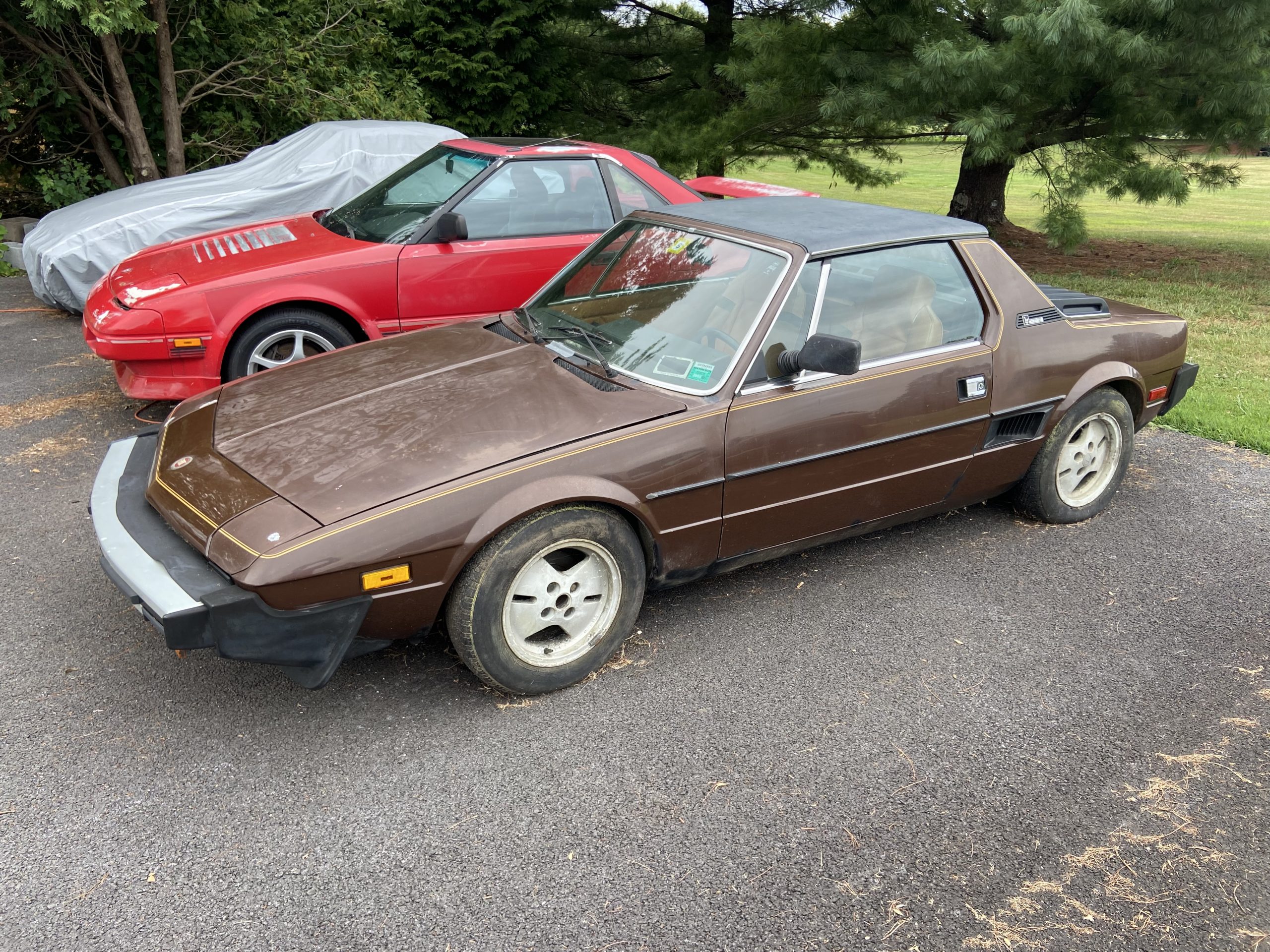 1980 Fiat X1/9 side view showing relatively rust free condition